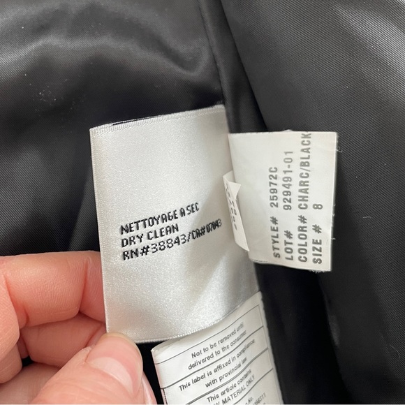 DKNY Charcoal/Black Grid Print Wool Blend Single Button Coat - Sz 8 - Picture 12 of 16